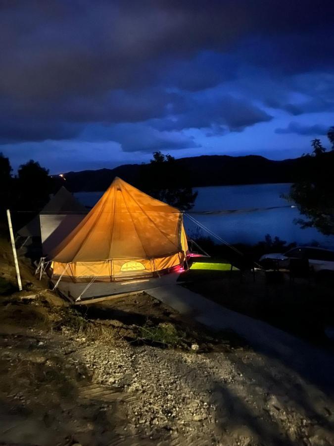 Lakeview Glamping Staro Myasto 外观 照片